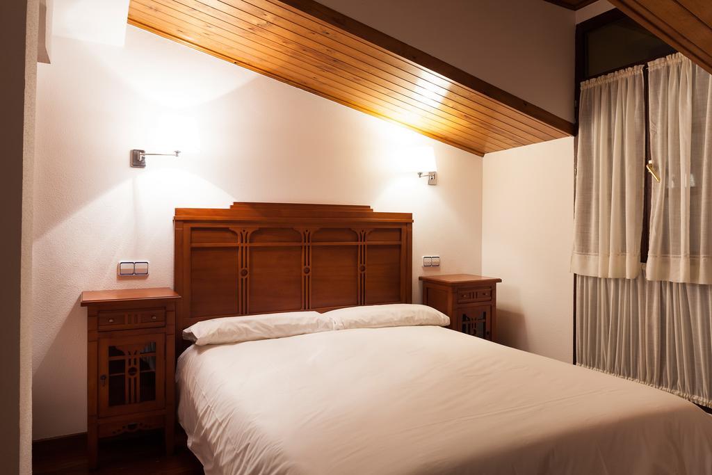 Hotel Restaurante Cabo Vidio Oviñana Chambre photo