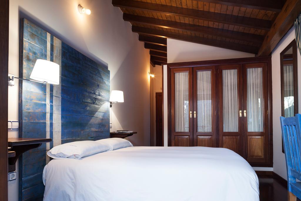 Hotel Restaurante Cabo Vidio Oviñana Chambre photo