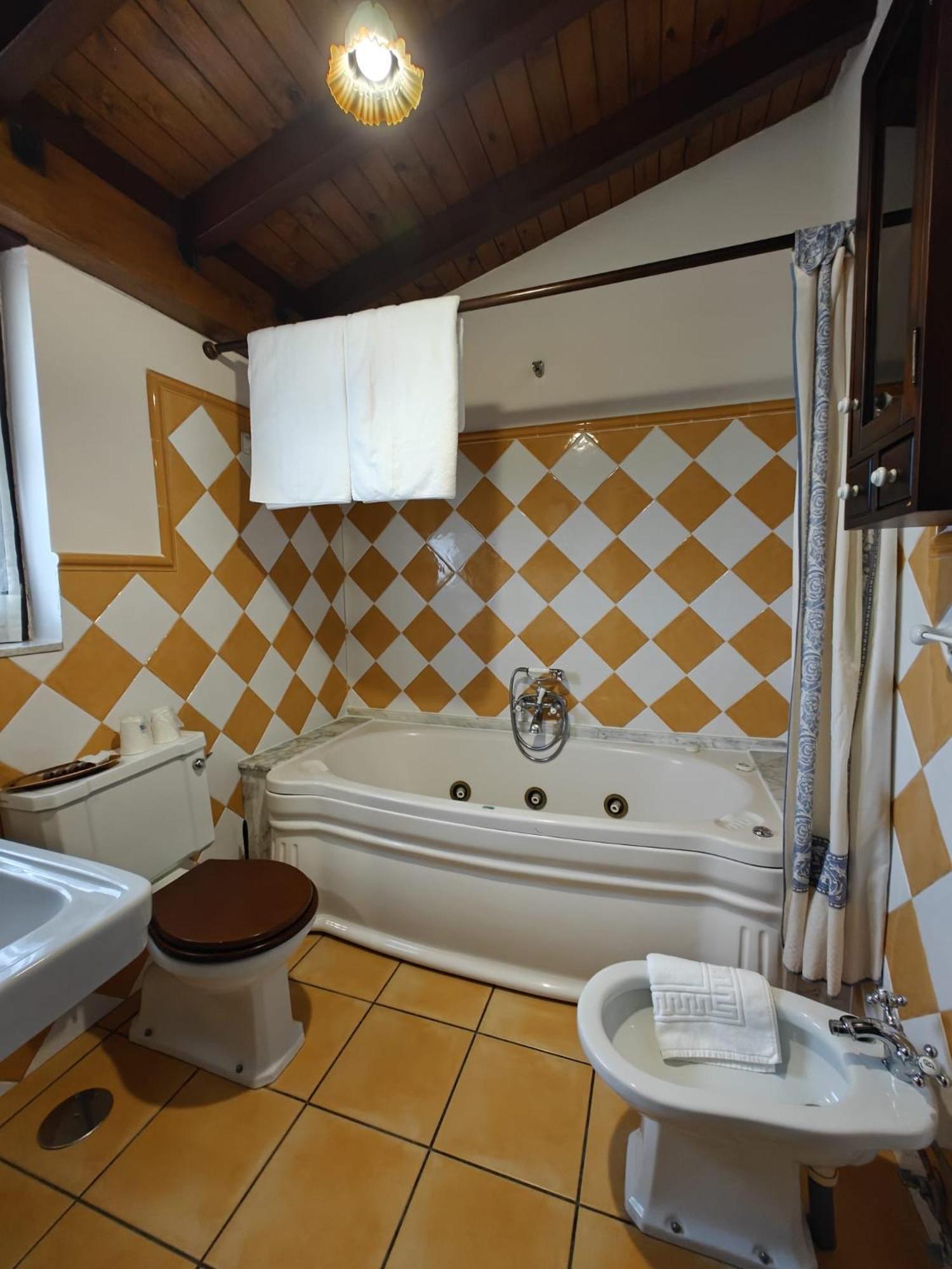 Hotel Restaurante Cabo Vidio Oviñana Extérieur photo